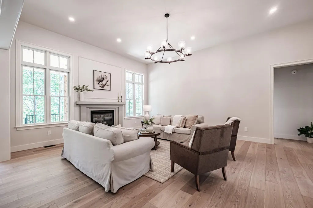 13 Winnwood Farm Way Falmouth ME 04105