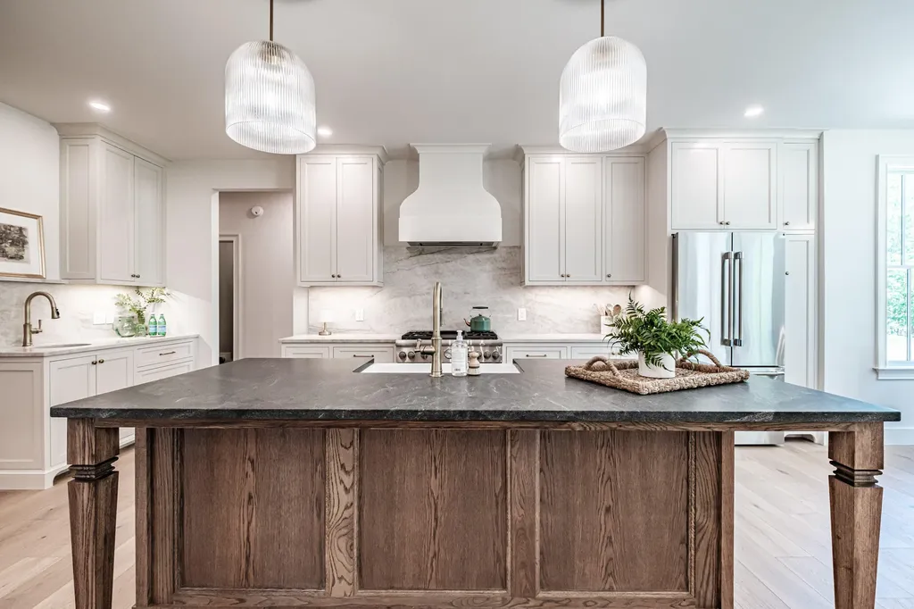 13 Winnwood Farm Way Falmouth ME 04105