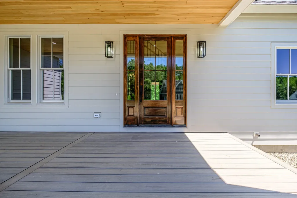 13 Winnwood Farm Way Falmouth ME 04105