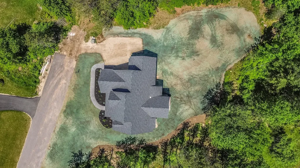 13 Winnwood Farm Way Falmouth ME 04105