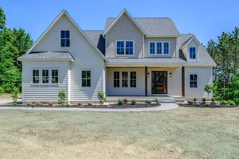 13 Winnwood Farm Way Falmouth ME 04105