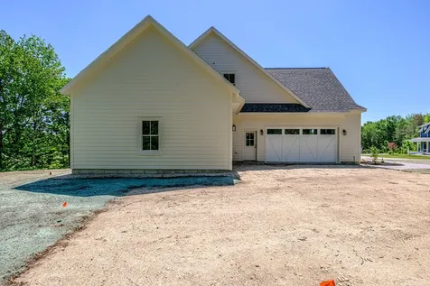 13 Winnwood Farm Way Falmouth ME 04105