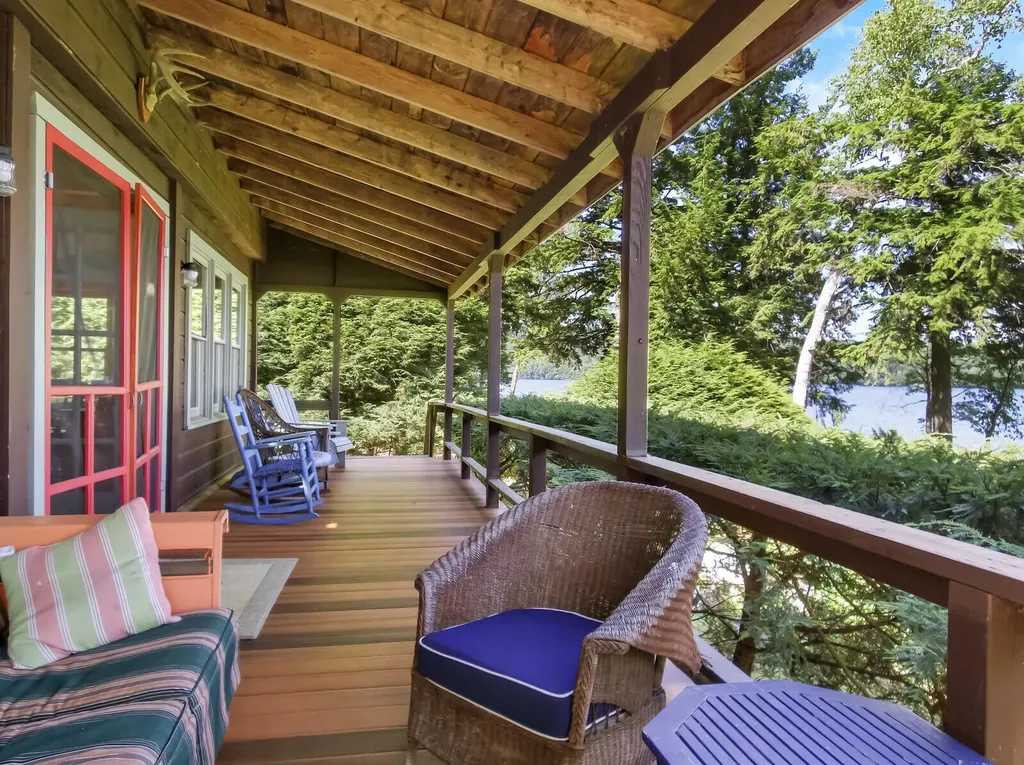 3 Hoyt Island Belgrade ME 04917