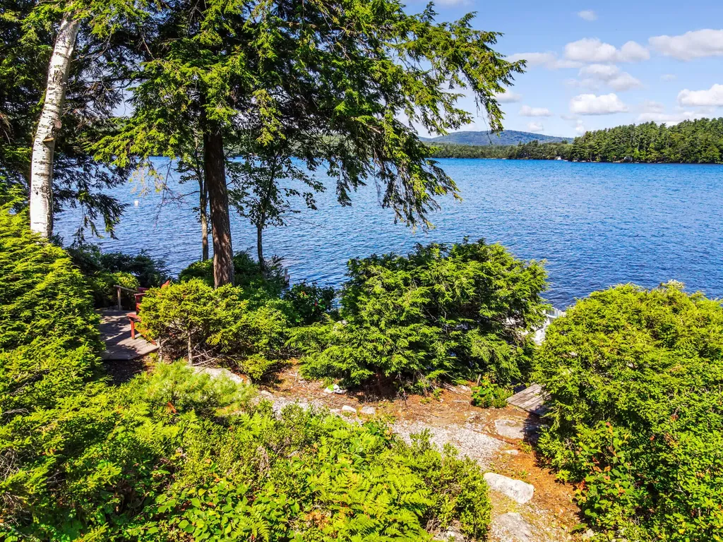 3 Hoyt Island Belgrade ME 04917
