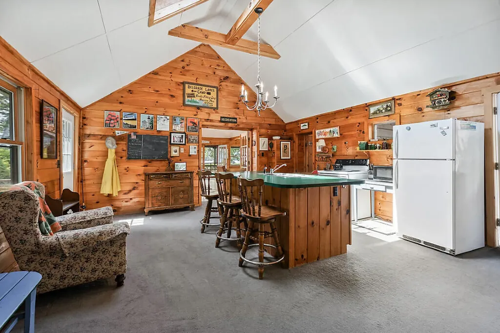 3 Hoyt Island Belgrade ME 04917