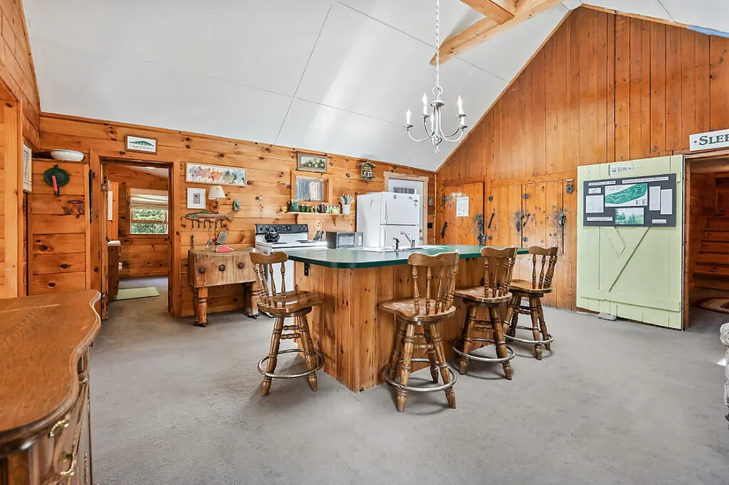 3 Hoyt Island Belgrade ME 04917