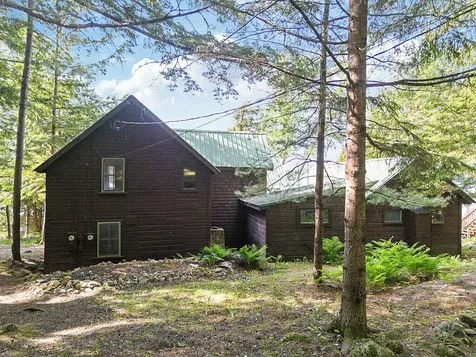 3 Hoyt Island Belgrade ME 04917