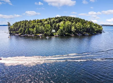 3 Hoyt Island Belgrade ME 04917