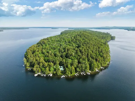 3 Hoyt Island Belgrade ME 04917