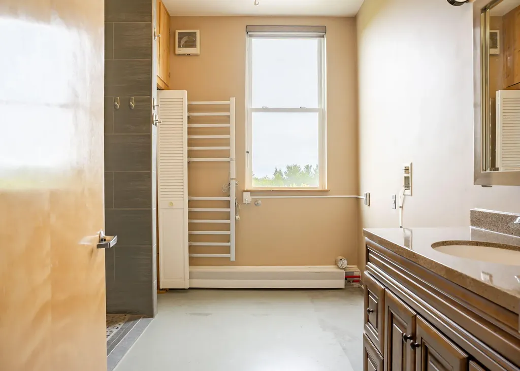 18 Park Street Saco ME 04072
