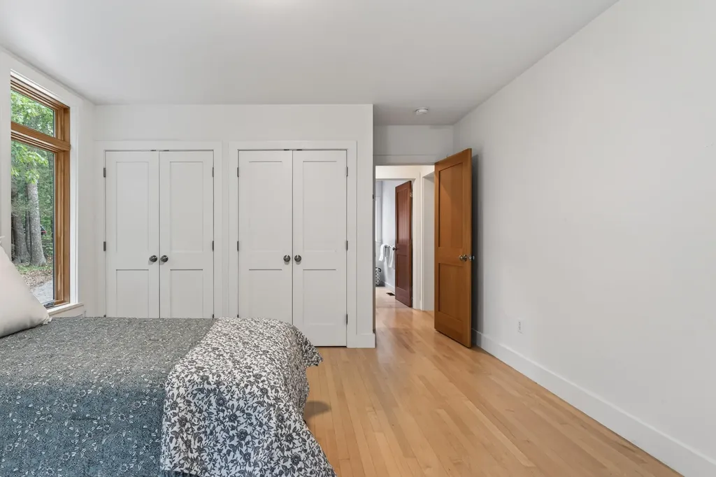 76 Hunter Way Falmouth ME 04105