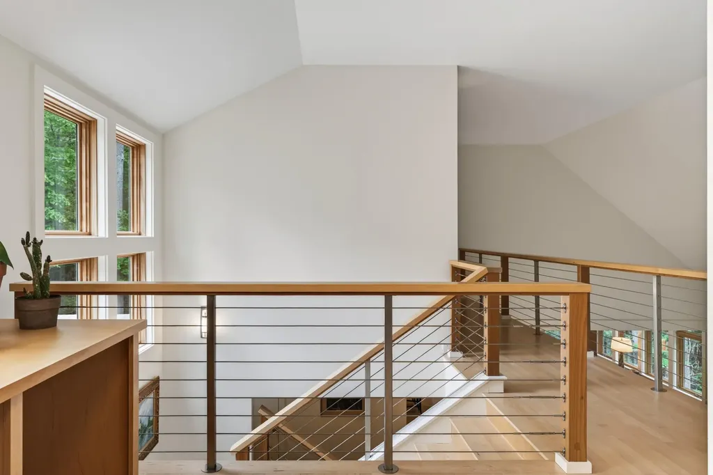 76 Hunter Way Falmouth ME 04105