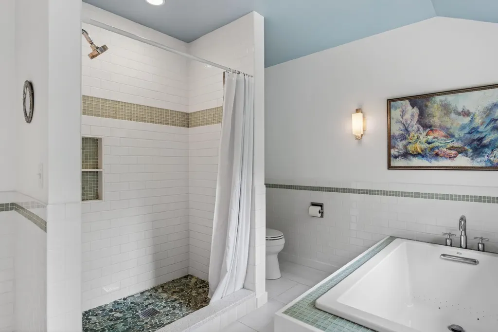 76 Hunter Way Falmouth ME 04105