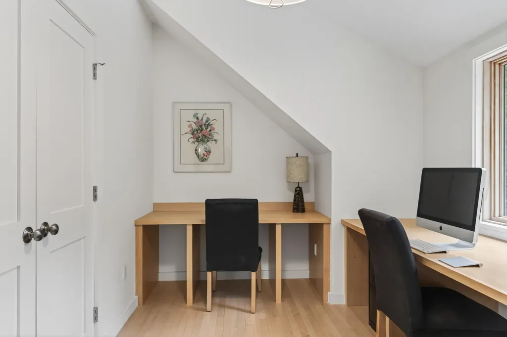 76 Hunter Way Falmouth ME 04105
