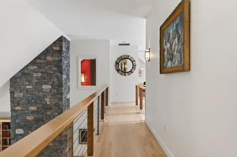 76 Hunter Way Falmouth ME 04105
