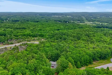 76 Hunter Way Falmouth ME 04105