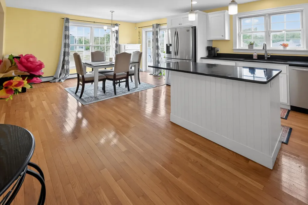 94 Gorham Road Scarborough ME 04074