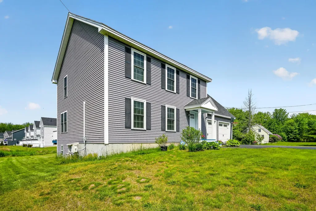 94 Gorham Road Scarborough ME 04074