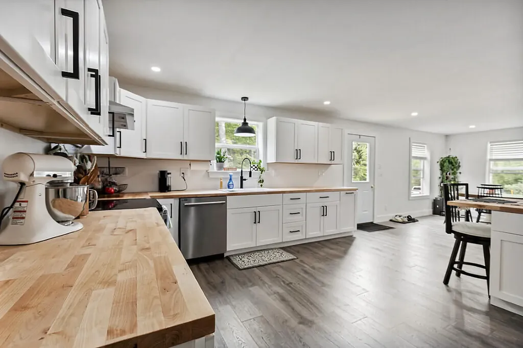 128 Boots And Saddle Road Palermo ME 04354