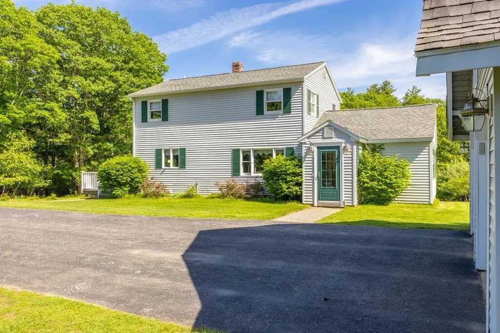 33 Mclellan Road Gorham ME 04038