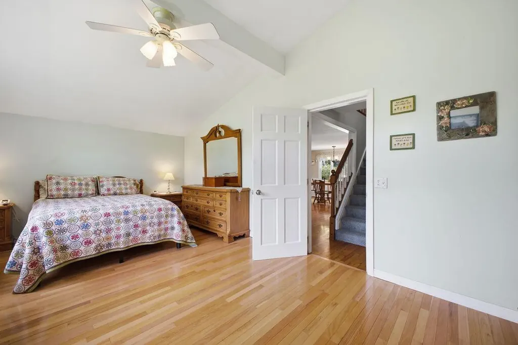 33 Mclellan Road Gorham ME 04038