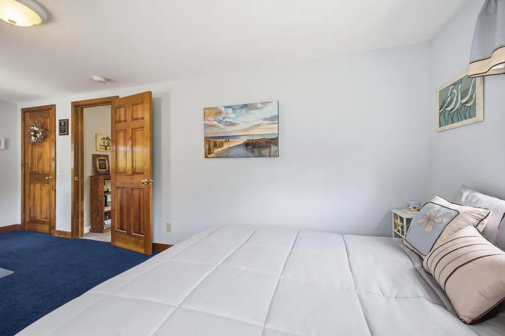 33 Mclellan Road Gorham ME 04038