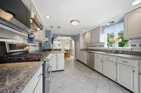 33 Mclellan Road Gorham ME 04038