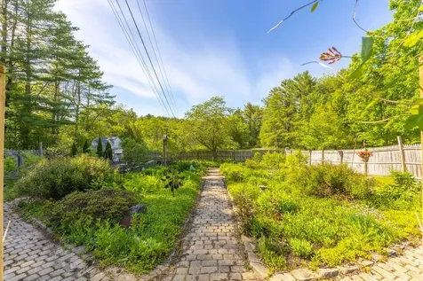 33 Mclellan Road Gorham ME 04038
