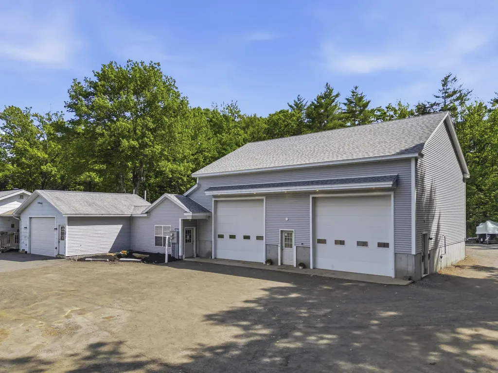 92 Maine 236 Berwick ME 03901