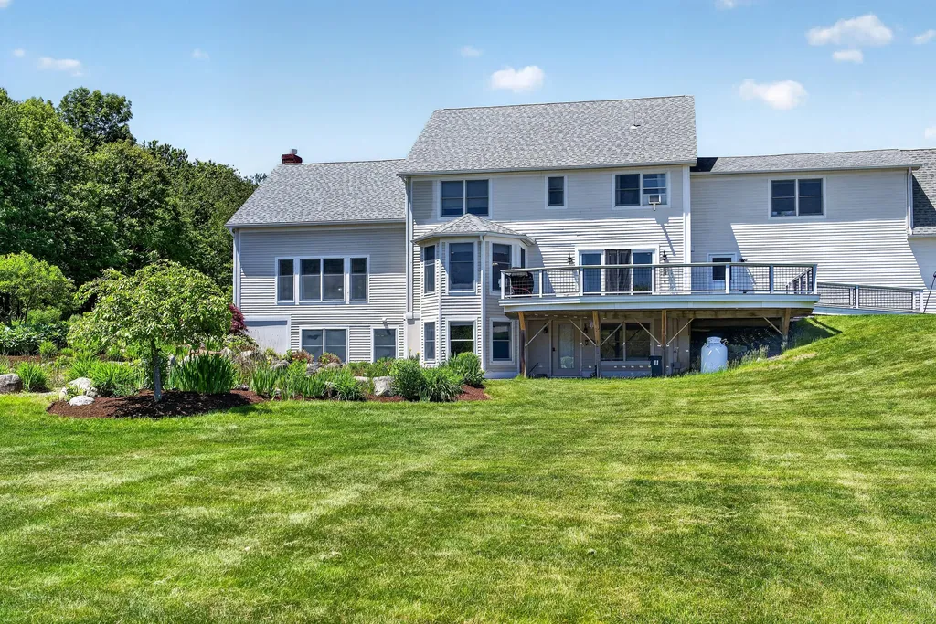 339 Gorden Road Readfield ME 04355