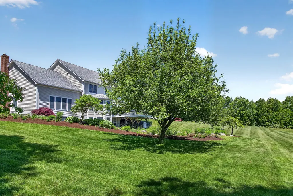 339 Gorden Road Readfield ME 04355