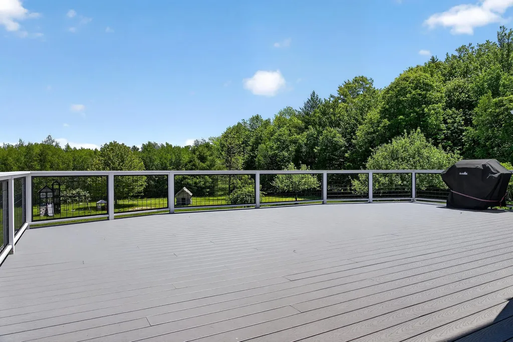 339 Gorden Road Readfield ME 04355
