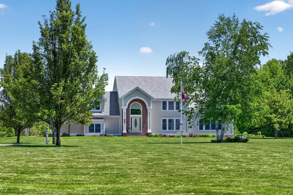 339 Gorden Road Readfield ME 04355