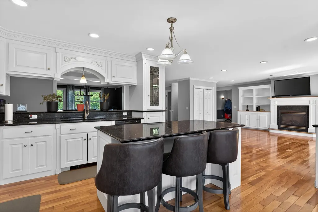 339 Gorden Road Readfield ME 04355