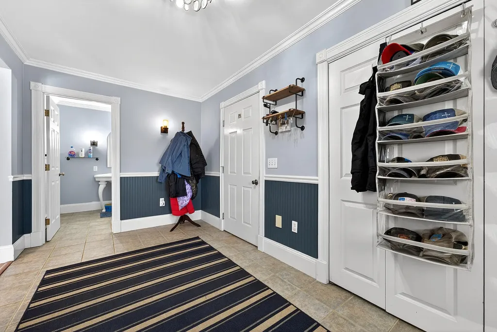 339 Gorden Road Readfield ME 04355