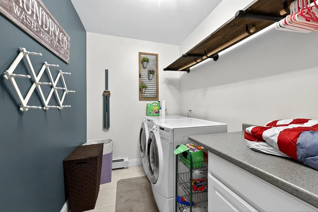 339 Gorden Road Readfield ME 04355