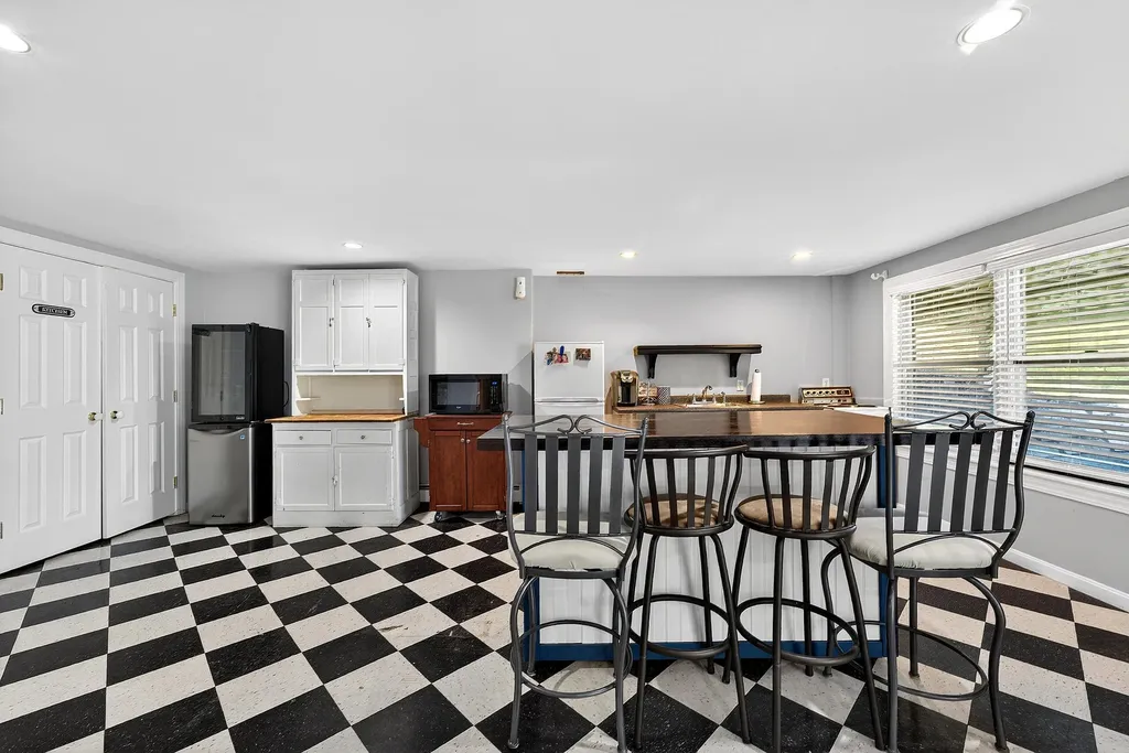339 Gorden Road Readfield ME 04355