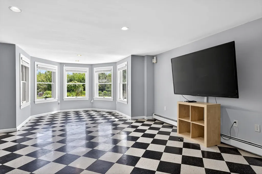 339 Gorden Road Readfield ME 04355
