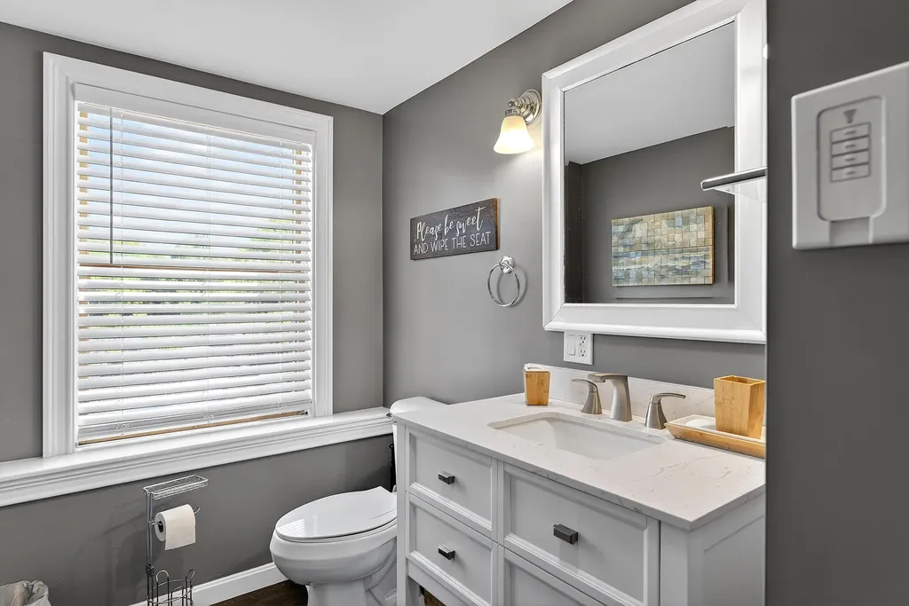 339 Gorden Road Readfield ME 04355