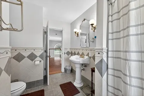 339 Gorden Road Readfield ME 04355