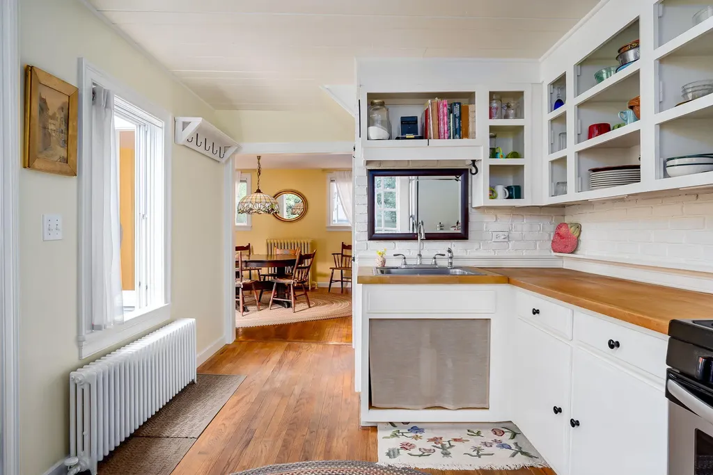 42 Montreal Street Portland ME 04101