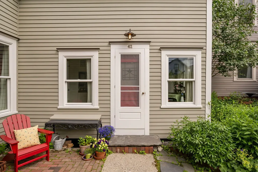 42 Montreal Street Portland ME 04101