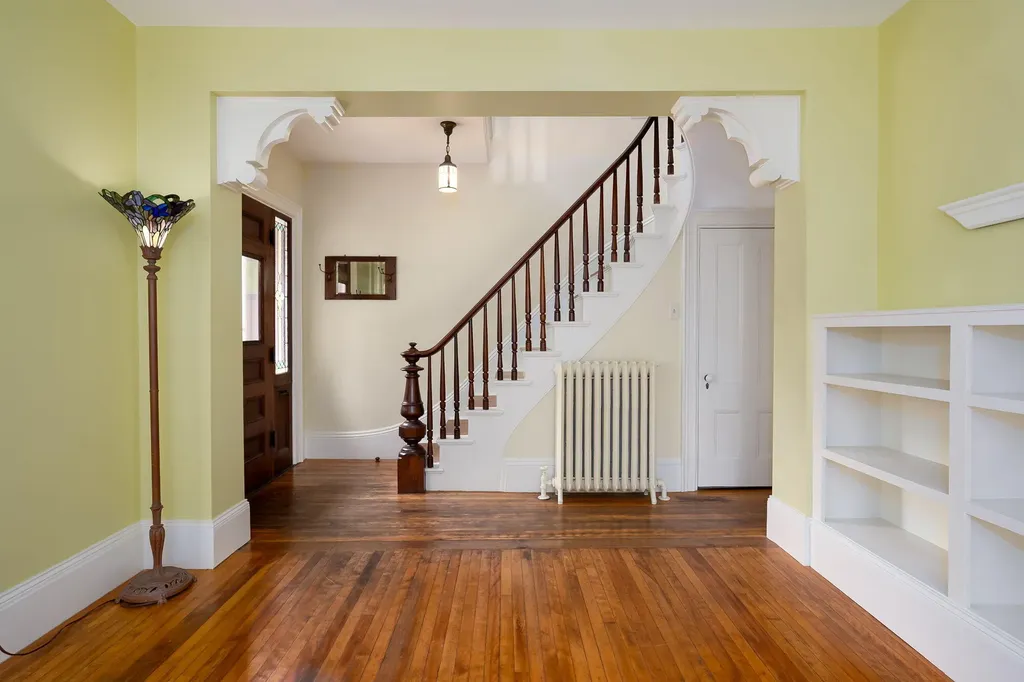42 Montreal Street Portland ME 04101