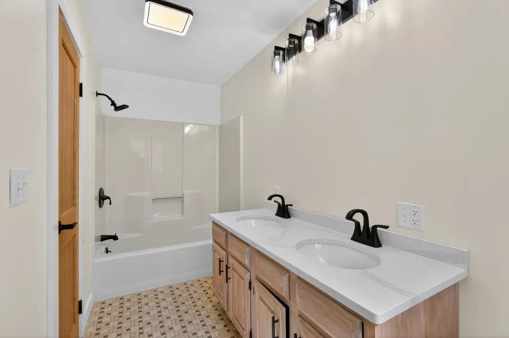 13 Melvin Avenue Old Orchard Beach ME 04064