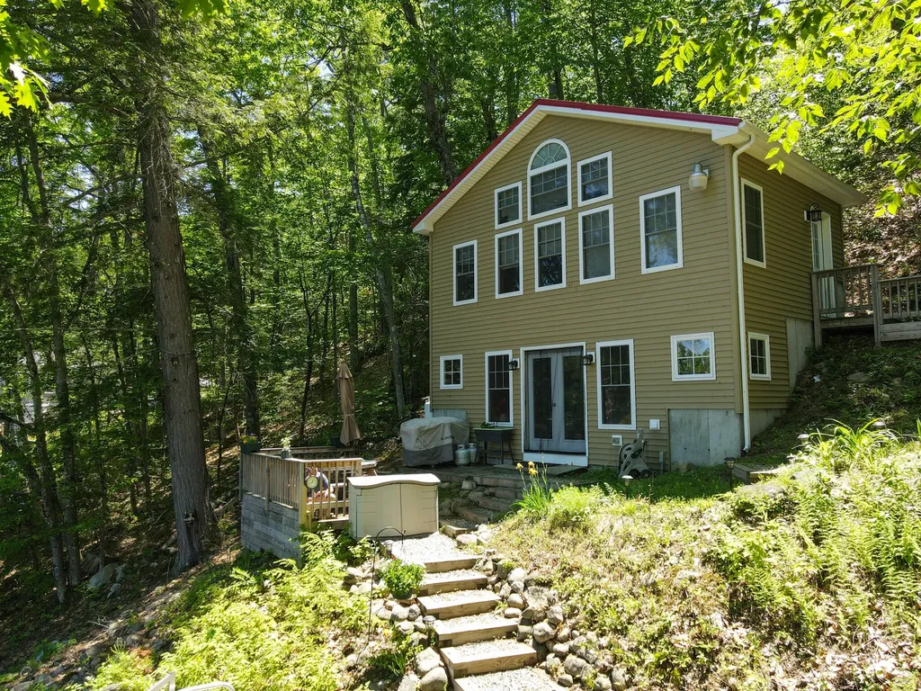 140 Foss Road Acton ME 04001