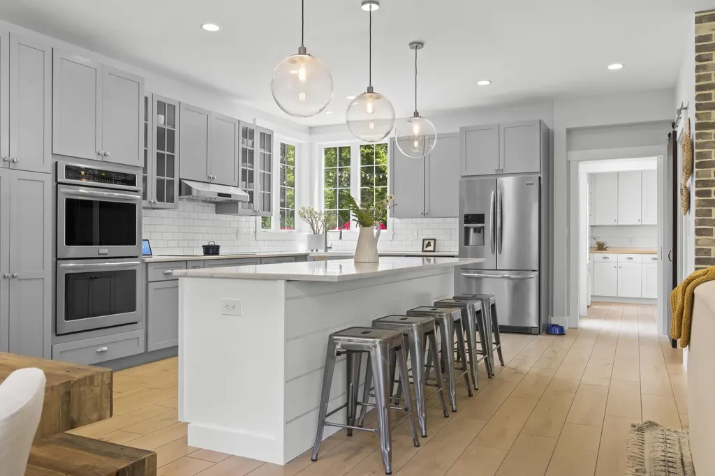 4 Forest Glen Drive Rockport ME 04856