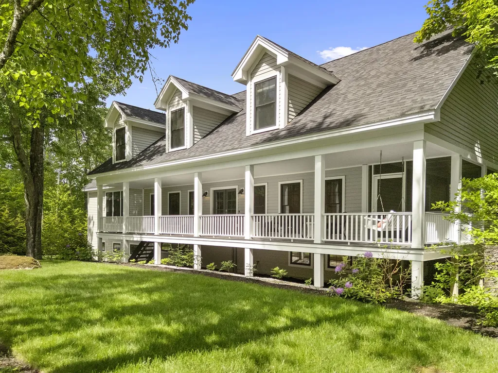 4 Forest Glen Drive Rockport ME 04856