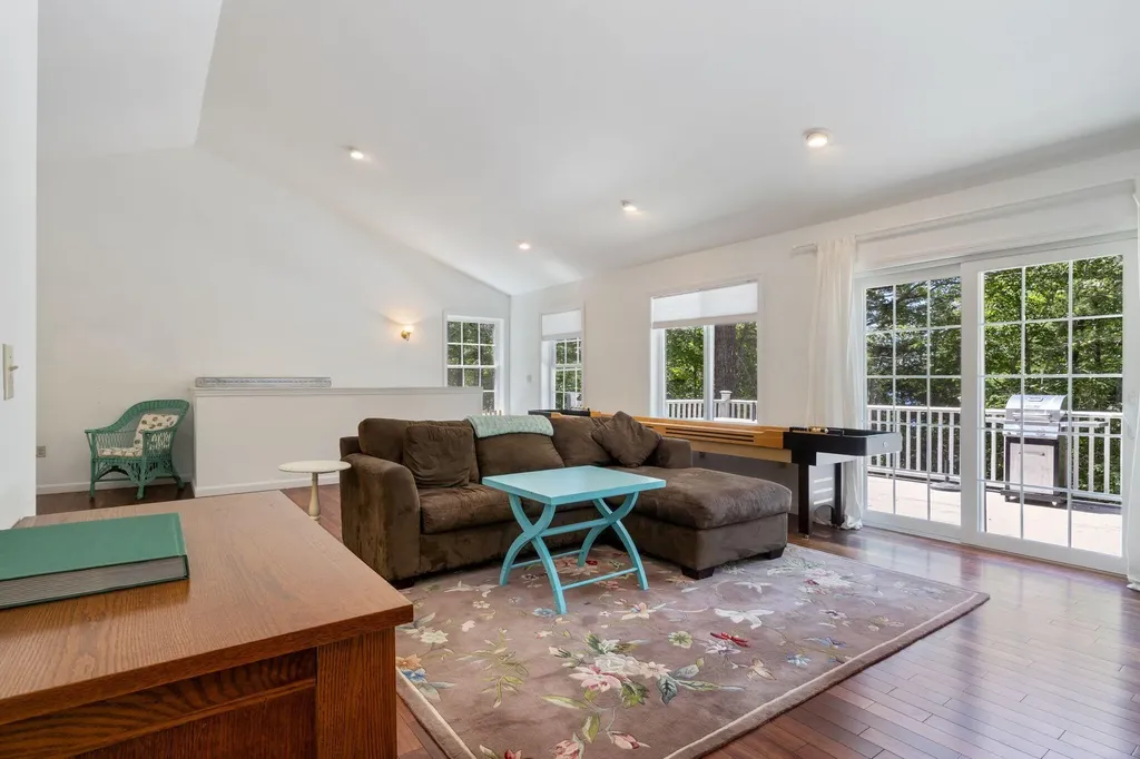154 Mountain View Road Naples ME 04055