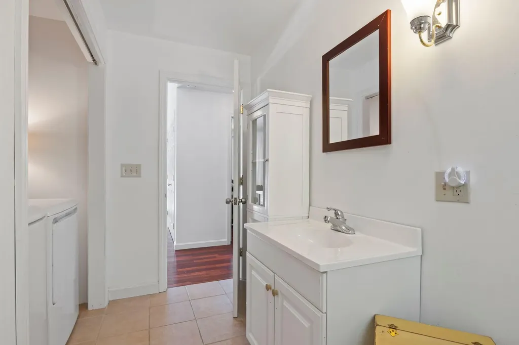 154 Mountain View Road Naples ME 04055