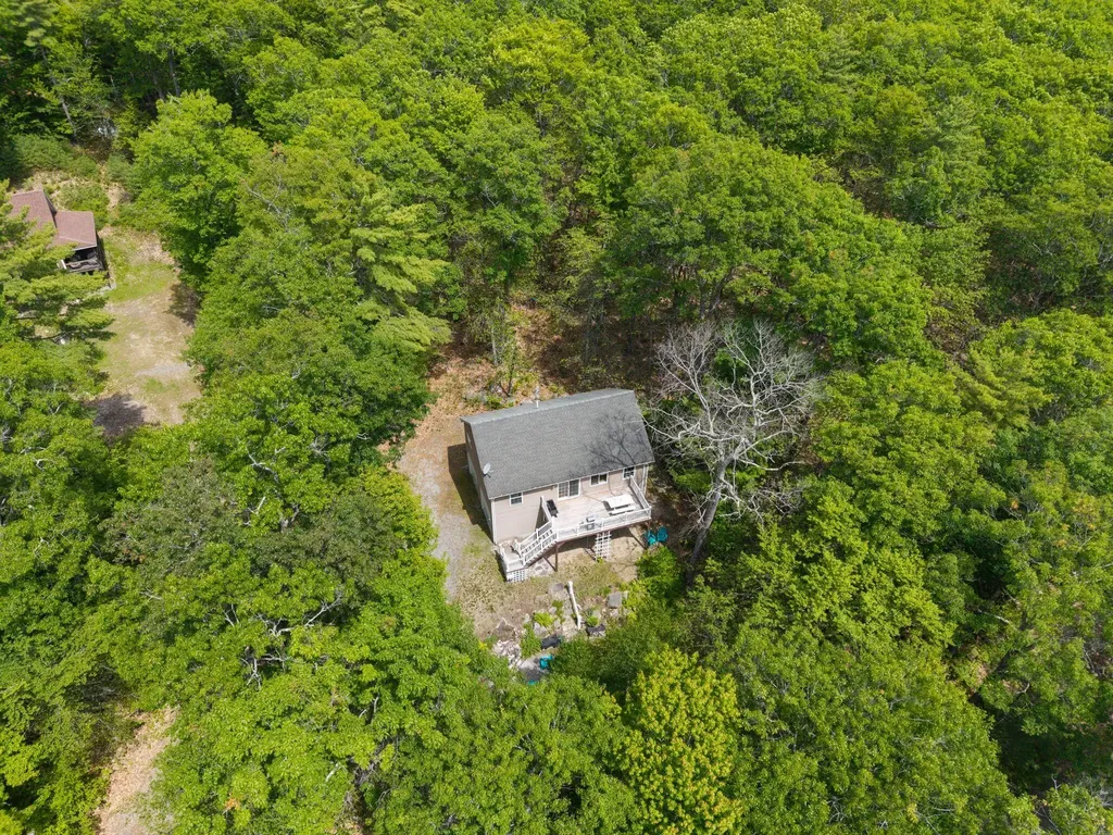154 Mountain View Road Naples ME 04055